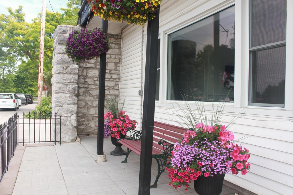 New Rockland Motel Bobcaygeon Экстерьер фото